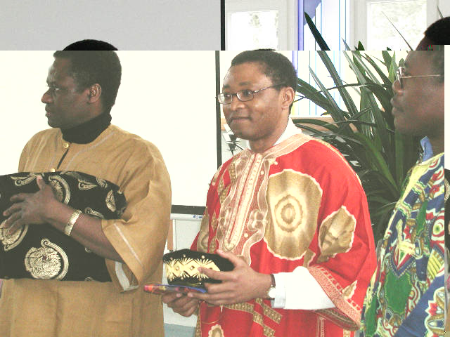 Emeritierung von Prof. Ernst Leuninger afrikaner4.jpg