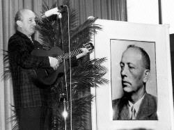 Walter mit Gitarre